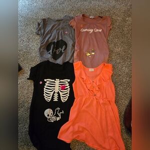 4 Adorable Maternity Shirts, All Smalls